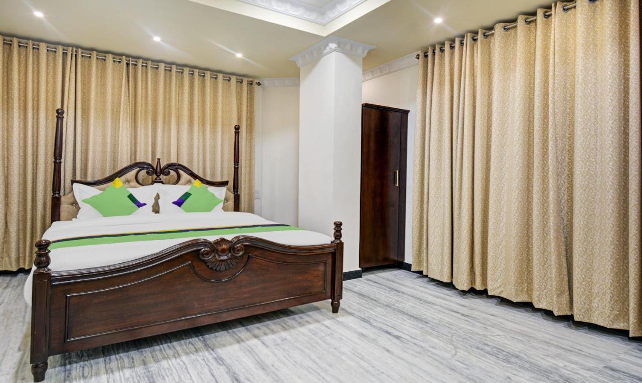 Treebo Jheel Mahal Hotel อุเดเปอร์ ภายนอก รูปภาพ